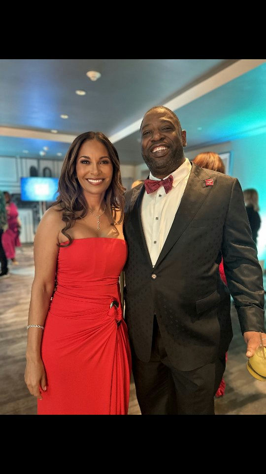 What an inspiring night at the American Black Film Festival Honors, celebrating remarkable talents in film and storytelling. The evening recognized the outstanding contributions of honorees like Giancarlo Esposito, Keke Palmer, Aaron Pierre, Aunjanue Ellis, and Marla Gibbs, with captivating presentations by Larenz Tate and Regina King. A heartfelt thank you to Jeff and Nicole Friday for orchestrating such a memorable event. Proud to champion the flourishing film industry right here in Fulton County and to support initiatives that bring more filmmaking endeavors to our vibrant community. With my "I AM ATL" pin worn proudly, the evening was a reminder of the thriving cultural and creative spirit that defines our region. For more information on filmmaking opportunities in Fulton County, connect with us and join the movement to further amplify our film scene. #FultonCountyCommissioner #FultonFilms #FultonFilmsGa #FilmInFulton #Filmmaking